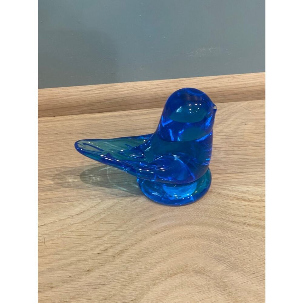 Leo Ward Vintage Bluebird of Happiness Art Glass Paper weight
